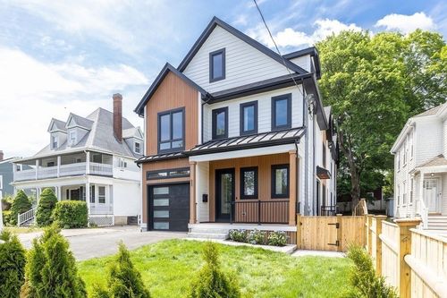 2-1597 Centre St, Newton, MA, 02461 | Card Image
