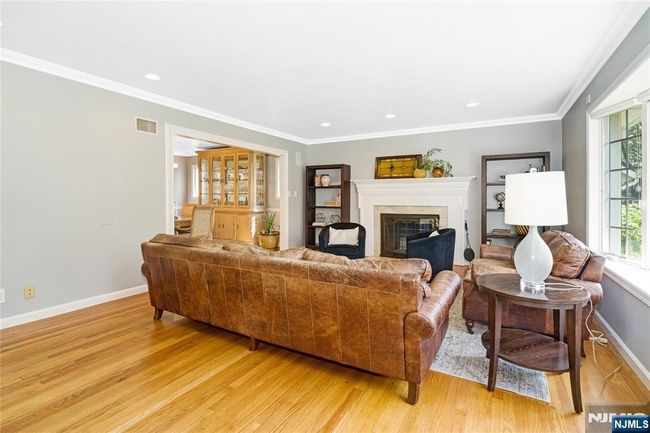 17 Windham Pl, House other with 6 bedrooms, 6 bathrooms and null parking in Glen Rock NJ | Image 5