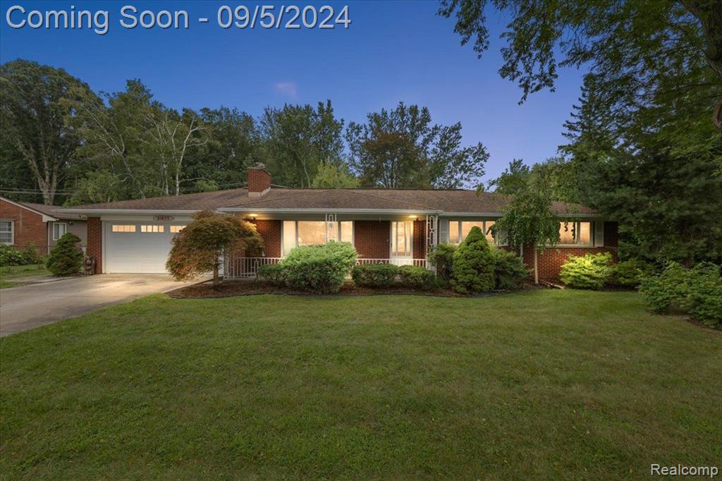 Superior Rd, Taylor, MI 48180