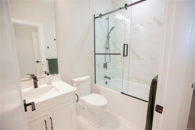 850 Snowdrop Ave, House other with 6 bedrooms, 6 bathrooms and 5 parking in Victoria BC | Image 43