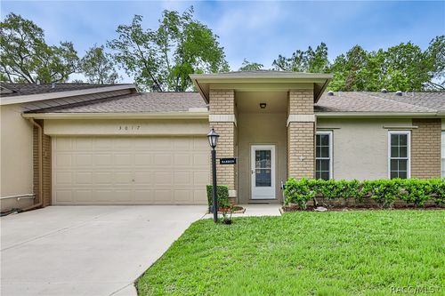 3017 Whispering Pines Court, Spring Hill, FL, 34606 | Card Image