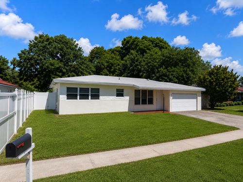 557 W Dayton Cir, Fort Lauderdale, FL, 33312-1884 | Card Image