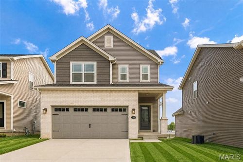 32 Wingtip Ct, Saint Peters, MO, 63376-4566 | Card Image