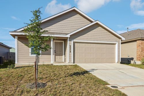 9028 James Bowie, Seguin, TX, 78155-3476 | Card Image