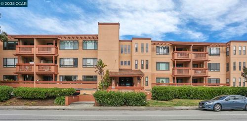 apt-211-490 Mariners Island Blvd, San Mateo, CA, 94404-1021 | Card Image