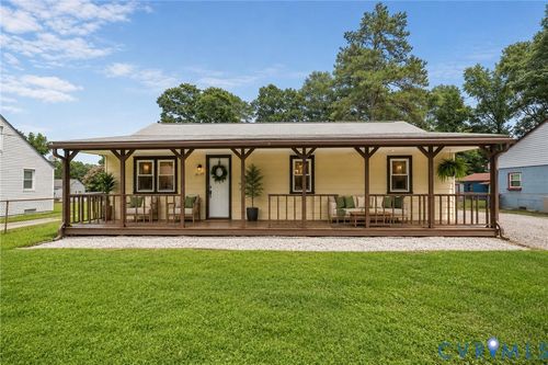 16105 Pauline Ave, Chester, VA, 23831-7423 | Card Image