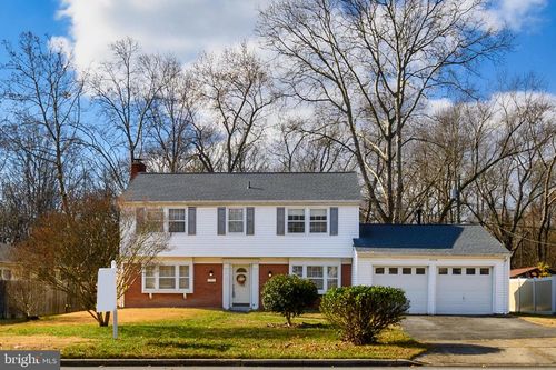 15718 Pointer Ridge Dr, BOWIE, MD, 20716-1705 | Card Image