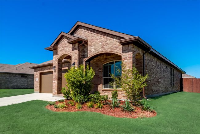 415 Helm Ln, House other with 3 bedrooms, 2 bathrooms and null parking in Azle TX | Image 4