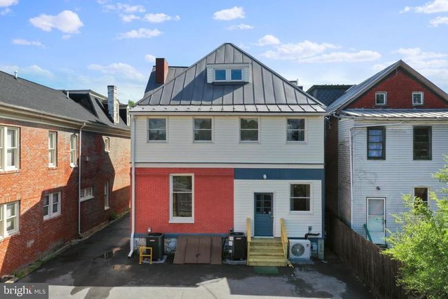 408 W King St, Home with 0 bedrooms, 4 bathrooms and null parking in MARTINSBURG WV | Image 18