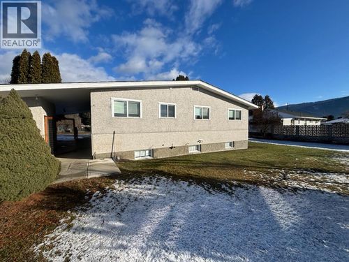 {{alt}} | Card Image