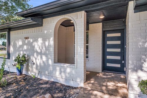 7413 Spring Lea Way, North Richland Hills, TX, 76182-7729 | Card Image