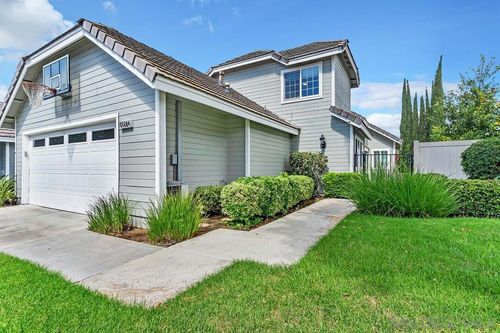 10572 Rancho Carmel Dr, San Diego, CA, 92128-3628 | Card Image