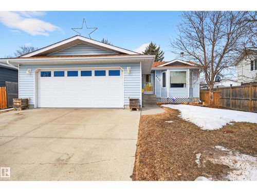 4622 53 Ave, Bruderheim, AB, T0B0S0 | Card Image