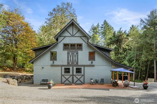 7698 Westerly Ln Ne, Bainbridge Island, WA, 98110-2638 | Card Image