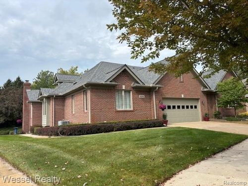15-68649 Cornerstone Dr, Washington Township, MI, 48095-2926 | Card Image