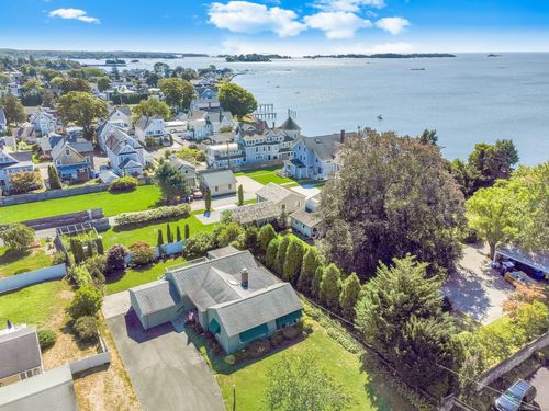 19 Spring Rock Rd, Branford, CT, 06405-5519 | Card Image