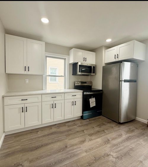 2-8638 232nd St, Queens Village, NY, 11427-2651 | Card Image