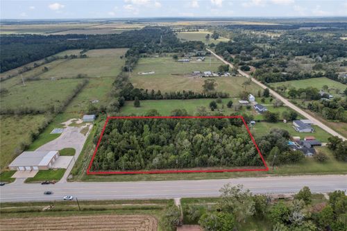 9715 Highway 321, Dayton, TX, 77535-5745 | Card Image