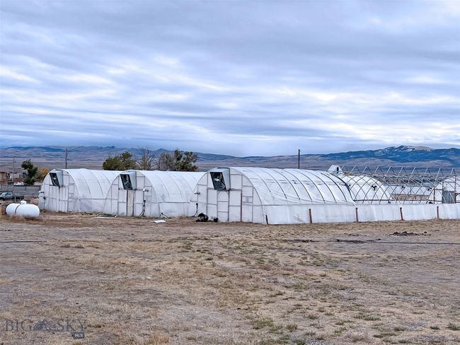 Three 24' x 133' greenhouses | Image 8