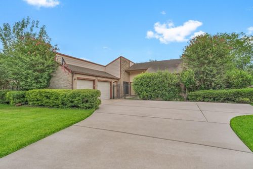 10919 Paulwood Dr, Houston, TX, 77071-1607 | Card Image