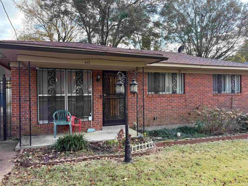 417 Charter Ave, Memphis, TN, 38109-6455 | Card Image