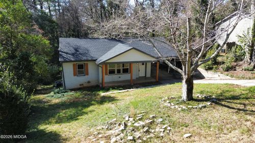 1746 Hamilton Dr, Macon, GA, 31211-1516 | Card Image