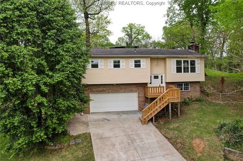 465 Evergreen Cir, Poca, WV, 25159-7533 | Card Image