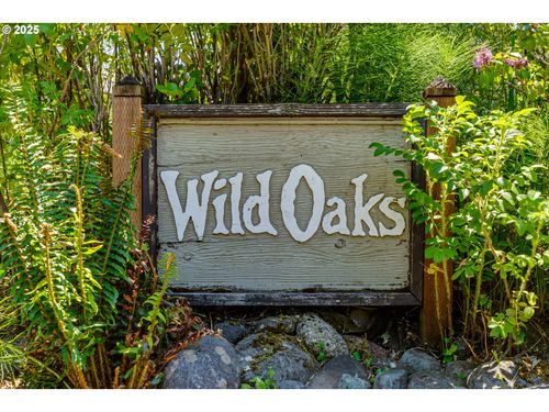 5-4427 Fox Hollow Rd, Eugene, OR, 97405-4568 | Card Image
