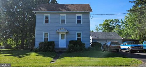 1395 Kumry Rd, PENNSBURG, PA, 18073-3006 | Card Image