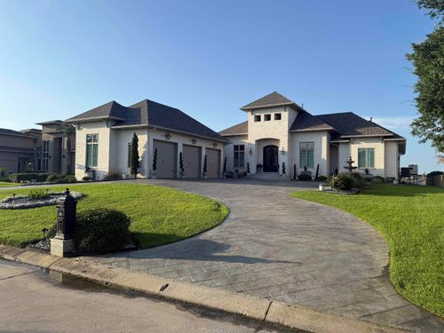 979 Lakeshore Blvd, Slidell, LA, 70461-4689 | Card Image