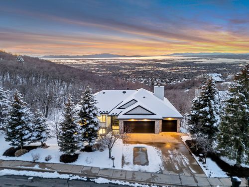2768 Grand Oak Cir, Bountiful, UT, 84010-2444 | Card Image