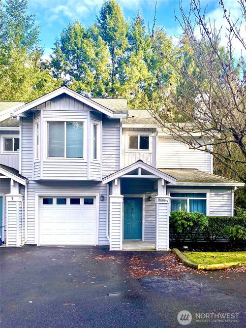 18006 Ne 93rd Ct, Redmond, WA, 98052-0810 | Card Image