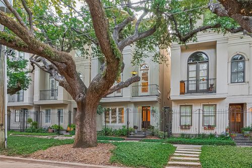 2616 Helena St, Houston, TX, 77006-1536 | Card Image
