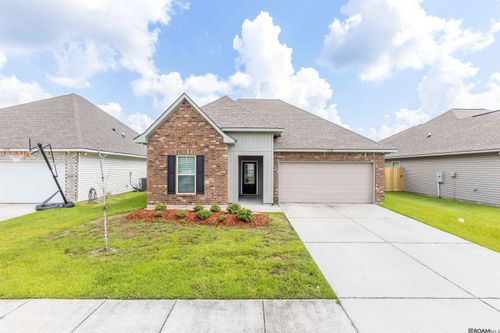 43126 Pointside Ave, Prairieville, LA, 70769-6497 | Card Image