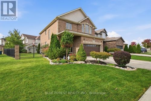 1197 Cardinal Rd, London, ON, N6M0C1 | Card Image