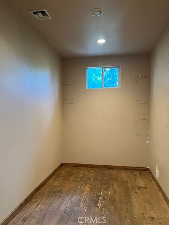 14720 Valerio St, House other with 5 bedrooms, 4 bathrooms and 2 parking in Van Nuys CA | Image 16