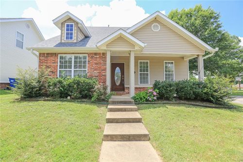 1511 Ne Benjamin Grn, Bentonville, AR, 72712-8587 | Card Image