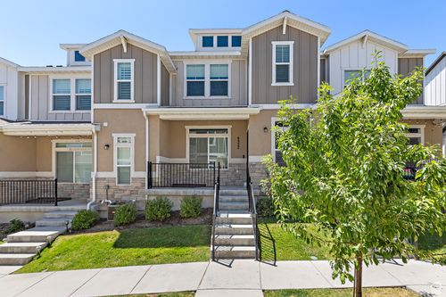 4322 W Bromwell Ct, Lehi, UT, 84043-6860 | Card Image
