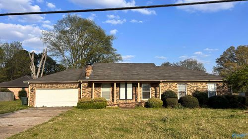 8809 Bailey Cove Road Se, Huntsville, AL, 35802 | Card Image