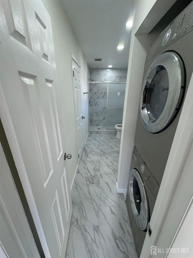 17 Spyglass Ct, Townhouse with 2 bedrooms, 2 bathrooms and null parking in East Windsor NJ | Image 12
