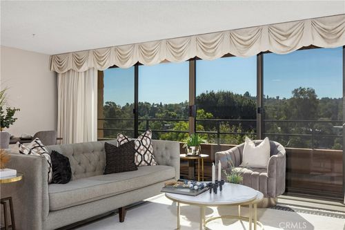 24055 Paseo Del Lago, Laguna Woods, CA, 92637-2678 | Card Image