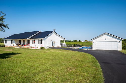 131 Dogwood Trl, Monticello, KY, 42633-3816 | Card Image