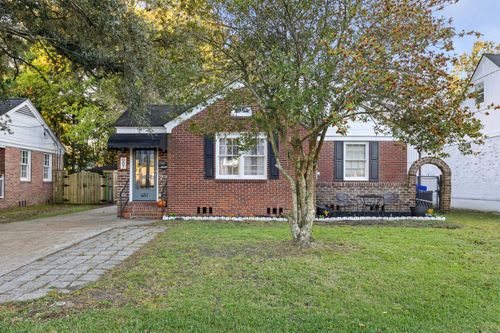 687 Savannah Hwy, Charleston, SC, 29407-7213 | Card Image