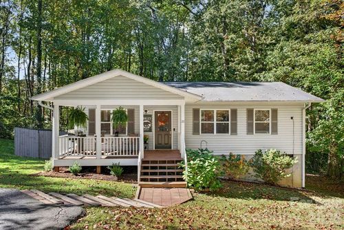 20 Mctindal Cir, Asheville, NC, 28803-1199 | Card Image