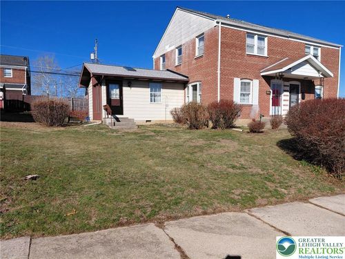 1936 S 6th St, ALLENTOWN, PA, 18103-8628 | Card Image