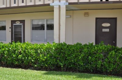 1067 Wolverton D, Condo with 2 bedrooms, 2 bathrooms and null parking in Boca Raton FL | Image 2