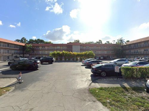 208-3930 Crystal Lake Dr, Deerfield Beach, FL, 33064-1288 | Card Image