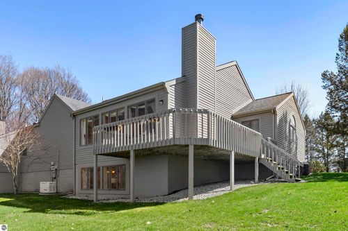 11-6488 Ridge Dr, Benzonia, MI, 49616-9418 | Card Image