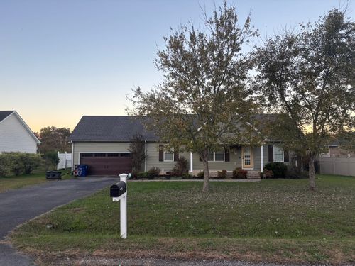 302 Graydon St, Shelbyville, TN, 37160-4851 | Card Image