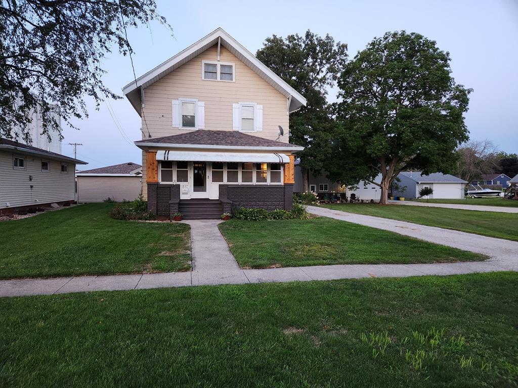 Main St, Manson, IA 50563
